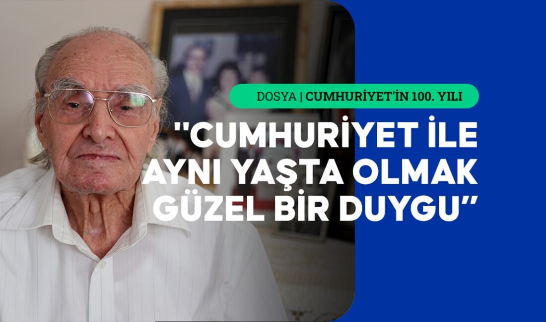 Çocuk yaşta Atatürk'ü gören 100 yaşındaki Muzaffer Akyıldız, "Atatürk geldiğinde