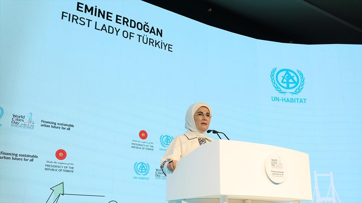 Emine Erdoğan, "Sıfır Atık Projesi ile edinilen kazanımları, her düzeyde