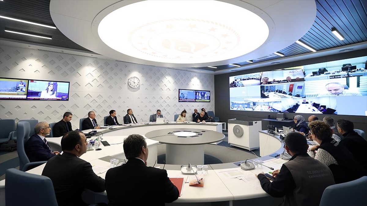 Enerji ve Tabii Kaynaklar Bakanlığı, Muğla'da orman yangınlarının enerji sektörüne