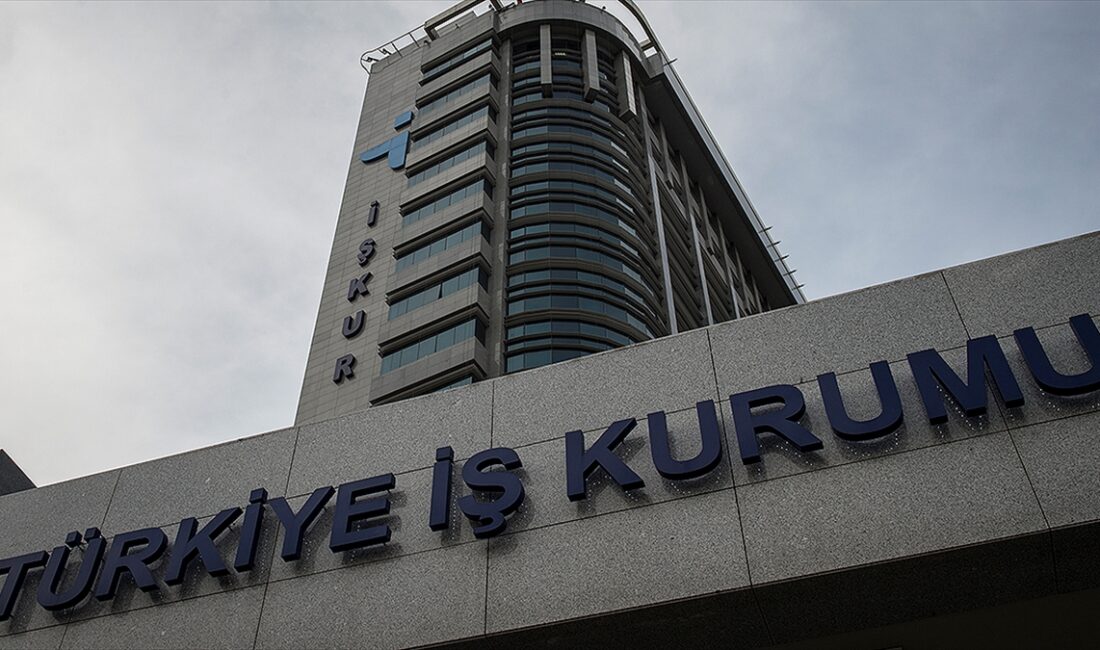 Çalışma ve Sosyal Güvenlik Bakanı Vedat Işıkhan, "İŞKUR aracılığı ile