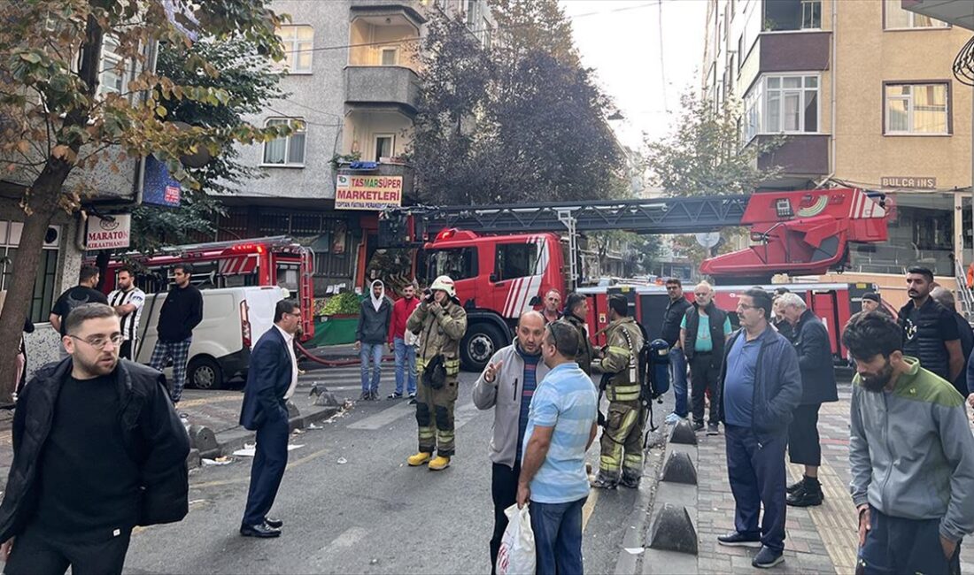 İSTANBUL (AA) – Fevzi Çakmak Mahallesi 1118. Sokak’ta sabah saatlerinde