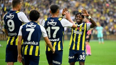 Fenerbahçe, Trendyol Süper Lig'in 8. haftasında yarın deplasmanda Kasımpaşa ile