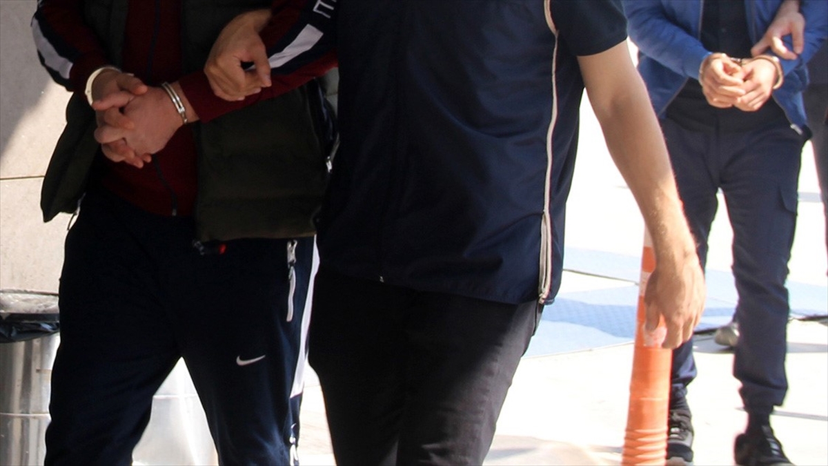 İçişleri Bakanı Ali Yerlikaya, Fetullahçı Terör Örgütü'ne (FETÖ) yönelik 77