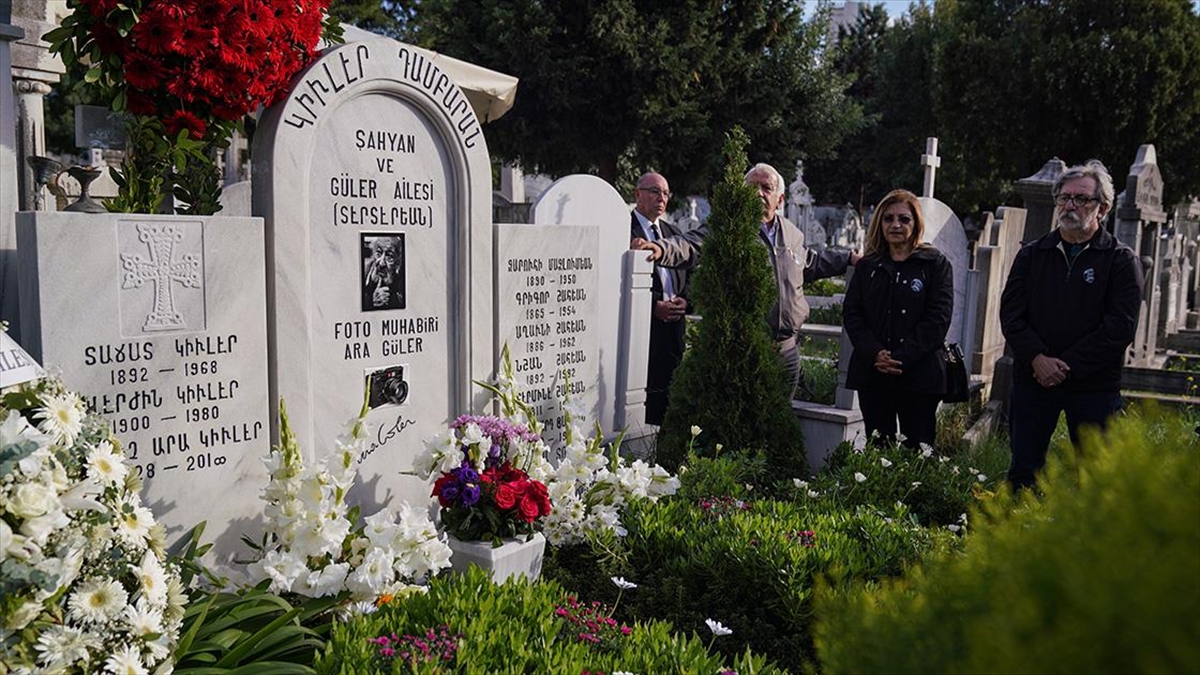 İSTANBUL (AA) – Şişli Ermeni Mezarlığı’ndaki anma törenine, Güler’in meslektaşları,