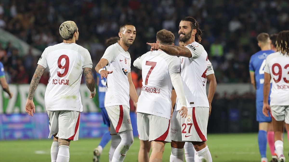 Trendyol Süper Lig'in 10. haftasında Galatasaray, Çaykur Rizespor'u deplasmanda 1-0