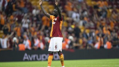 Galatasaray'ın Kolombiyalı defans oyuncusu Davinson Sanchez, UEFA Şampiyonlar Ligi'nde ikinci