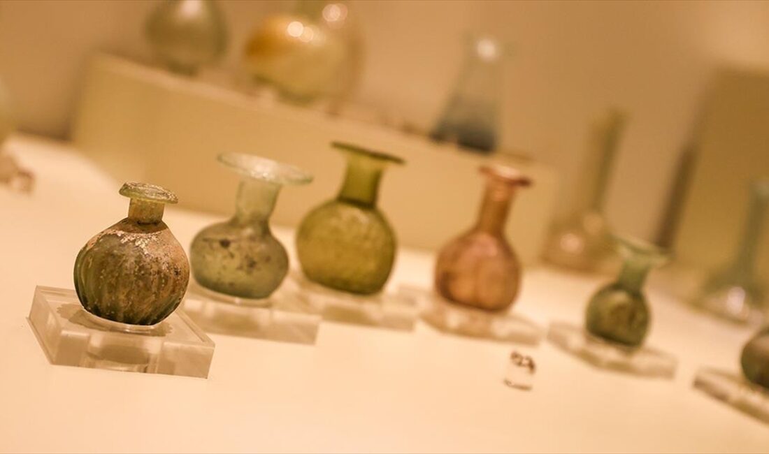 Gaziantep Arkeoloji Müzesi'ndeki Roma dönemine ait 103 cam eser, olası