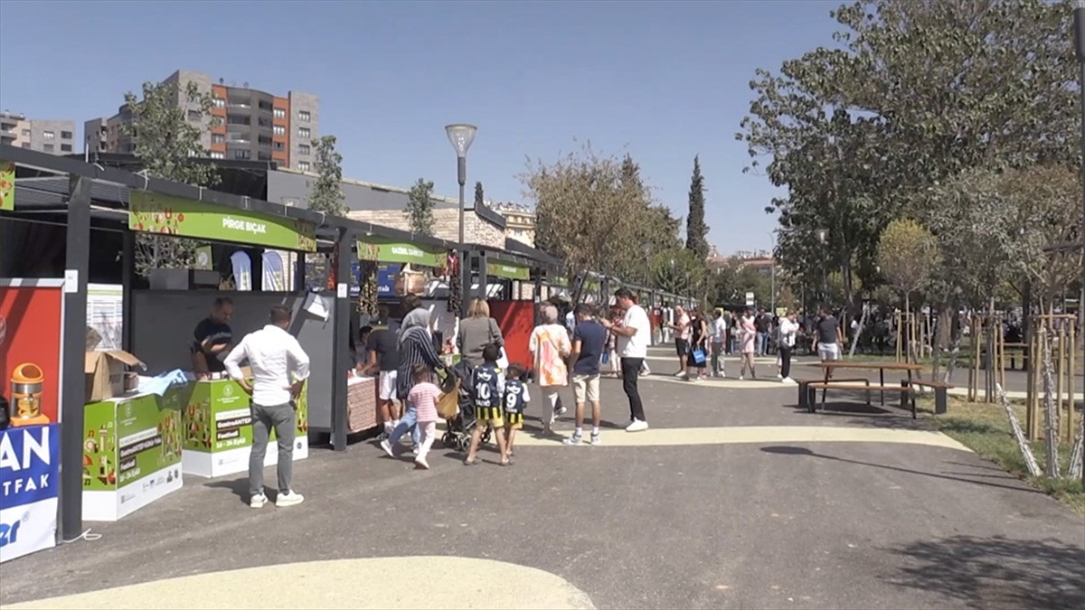 Kahramanmaraş merkezli 6 Şubat'taki depremlerden etkilenen Gaziantep, depremin psikolojik izlerini