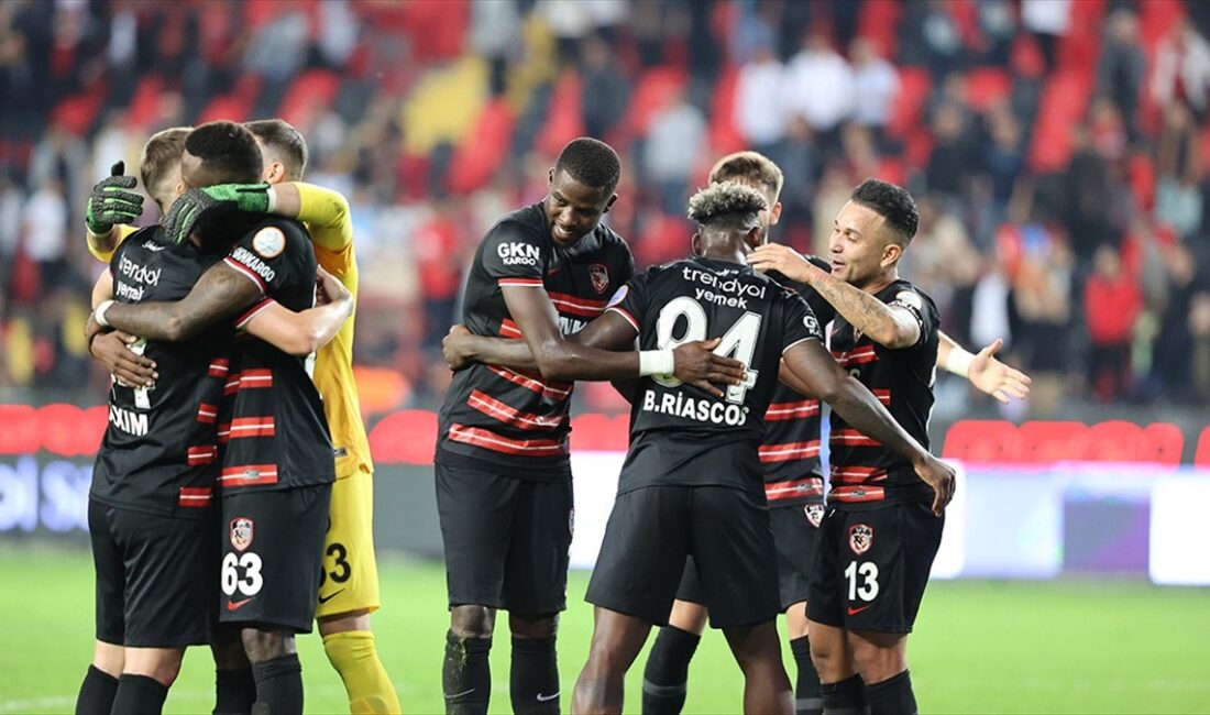 Trendyol Süper Lig'in 9. haftasında sahasında Bitexen Antalyaspor'u 1-0 mağlup