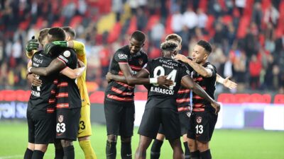 Trendyol Süper Lig'in 9. haftasında sahasında Bitexen Antalyaspor'u 1-0 mağlup