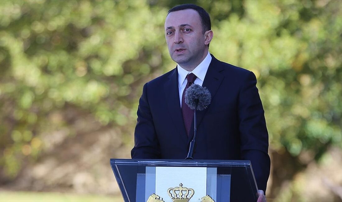 Gürcistan Başbakanı İrakli Garibaşvili, Türkiye Cumhuriyeti'nin kuruluşunun 100. yılını kutlayarak,