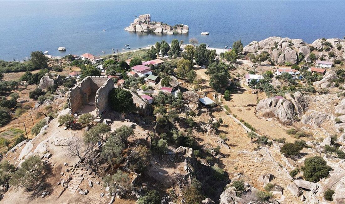 MUĞLA (AA) – Latmos ve Herakleia Kazısı Başkanı Selçuk Üniversitesi