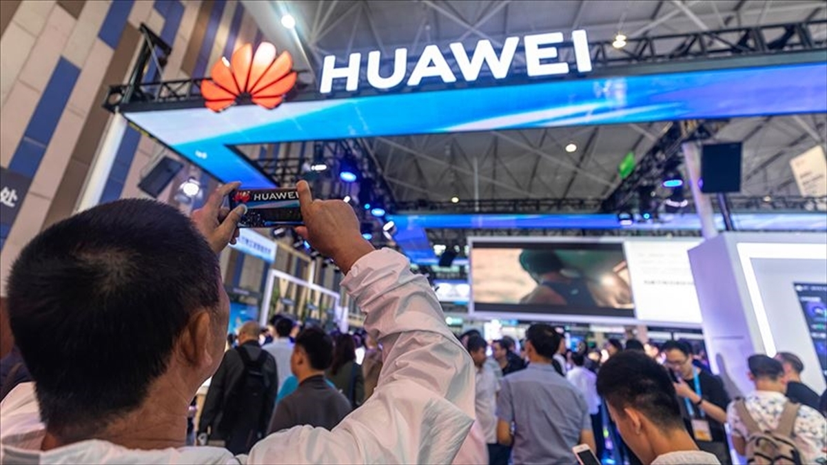 MOSKOVA (AA) – Huawei, bu yılın ilk 3 çeyreğine ait