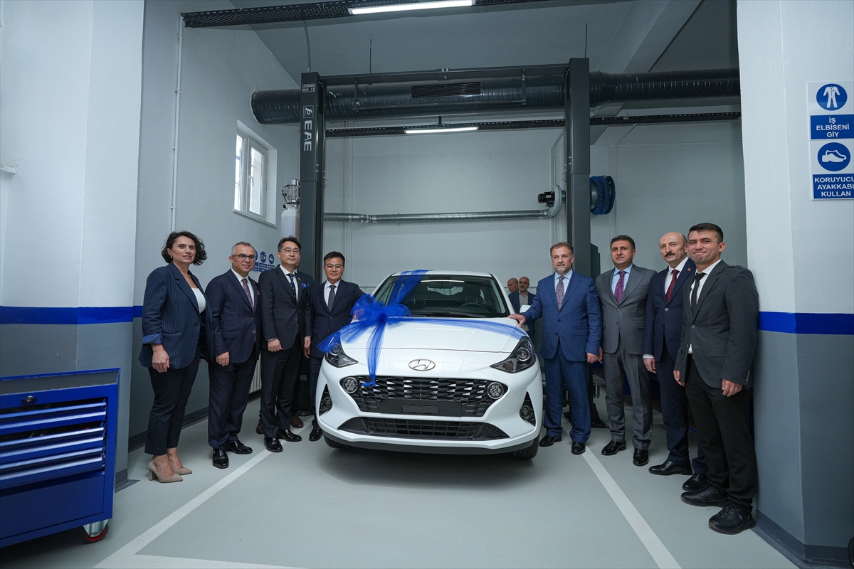 İSTANBUL (AA) – Hyundai Assan, yetkili servislerindeki deneyimli ve uzman