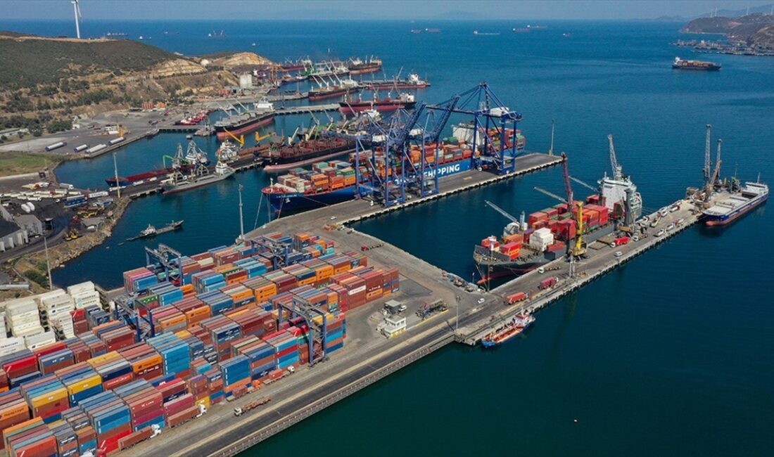 Türkiye'de deniz yoluyla yapılan ihracat, navlun fiyatlarının da düşük seyrettiği