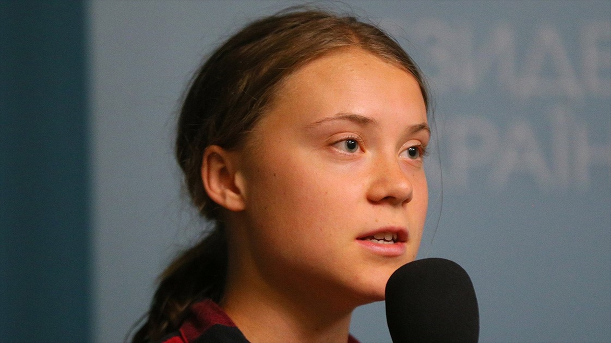 İsveçli iklim aktivisti Greta Thunberg, önde gelen petrol şirketlerinin de