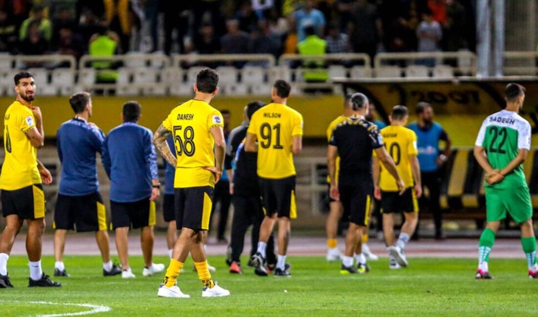 Suudi El-İttihad takımı, stadyumdaki Kasım Süleymani büstü önünde oynamayı reddederek