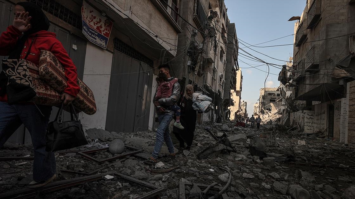 İsrail'in yıllardır abluka altında tuttuğu Gazze'ye yönelik saldırıları ve bölgede