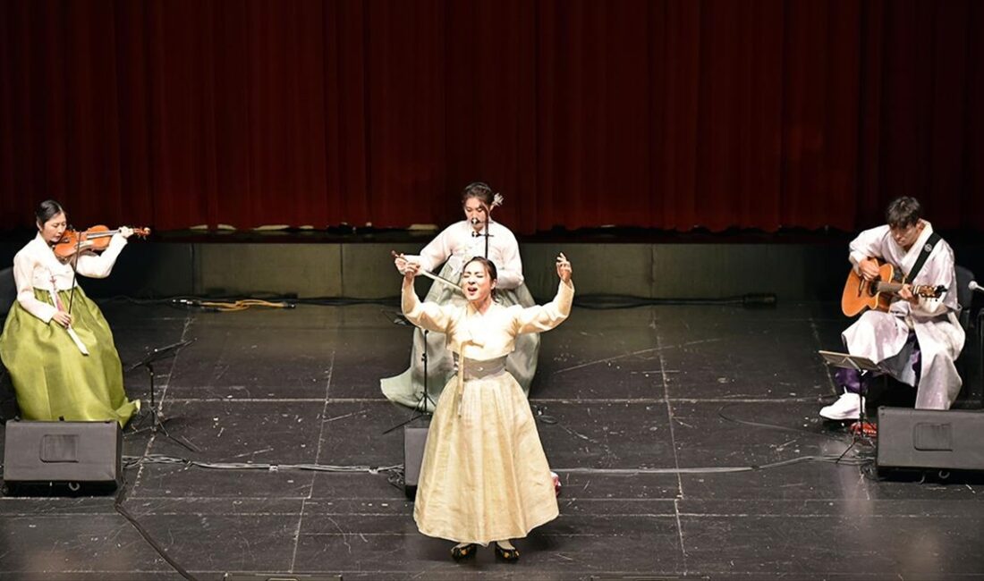 Kore Haftası etkinlikleri kapsamında, Grand Pera Emek Sahnesi'nde konser programı