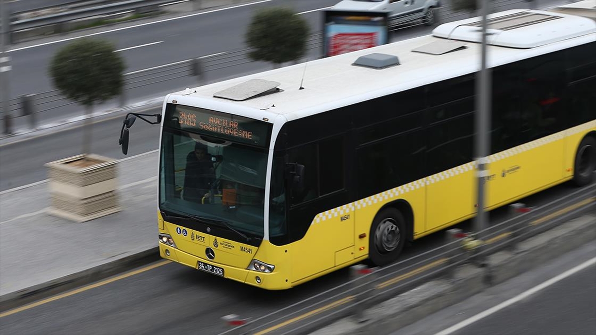 İstanbul'da metrobüs hattında, yarın gerçekleştirilecek 58. Cumhurbaşkanlığı Bisiklet Turu nedeniyle