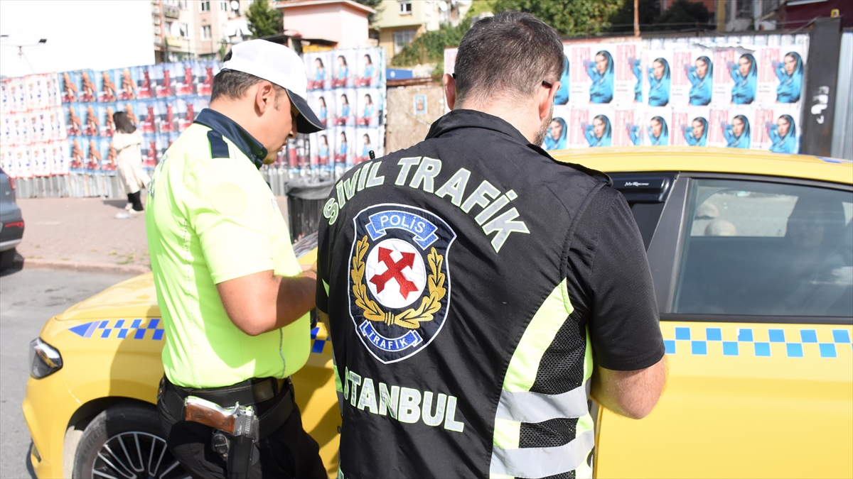 İSTANBUL (AA) – İstanbul Emniyet Müdürlüğü Trafik Denetleme Şube Müdürlüğüne