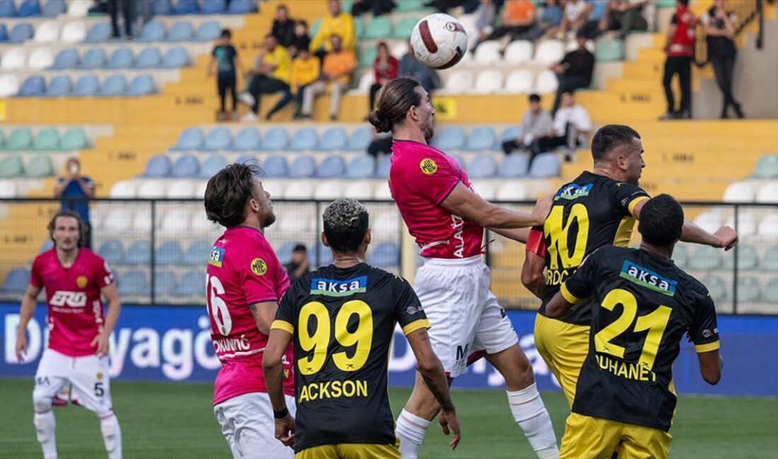 Trendyol Süper Lig'in 9. haftasında İstanbulspor, sahasında MKE Ankaragücü'nü 2-1