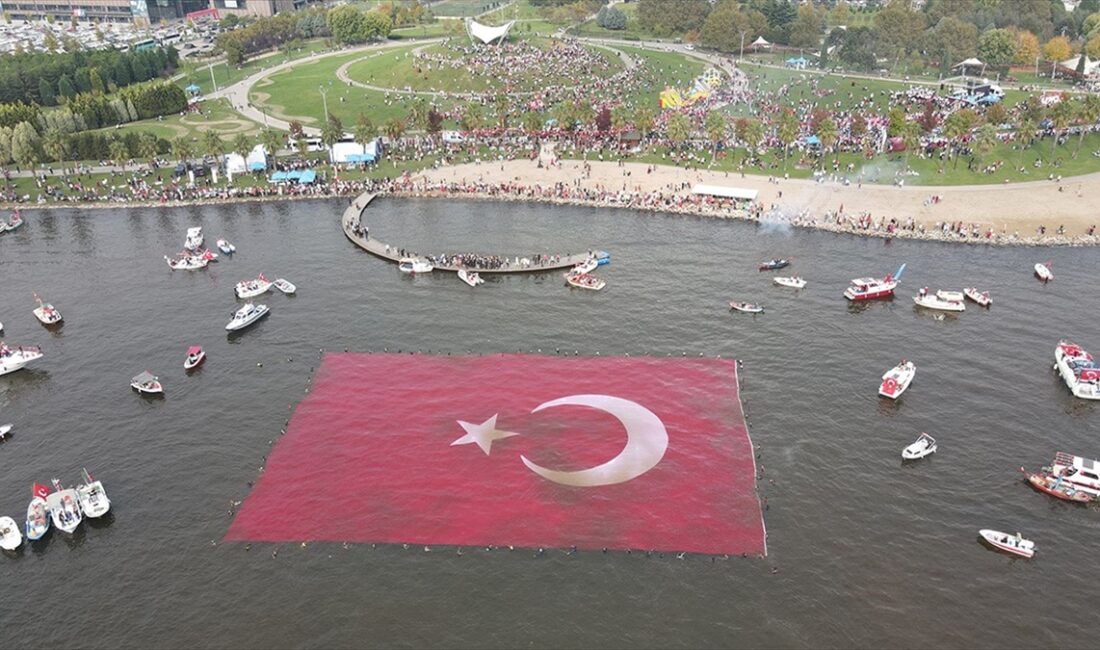 KOCAELİ (AA) – 29 Ekim Bayramı ve Cumhuriyet’in 100. yıl