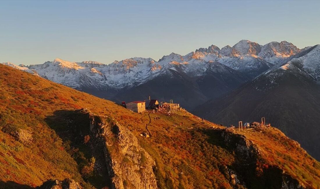 Rize'nin Çamlıhemşin ilçesindeki Kaçkar Dağları ve çevresinde bulunan yaylalarda sonbahar