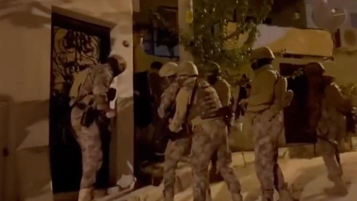 ANKARA (AA) – Yerlikaya sosyal medya hesabından yaptığı açıklamada, Emniyet