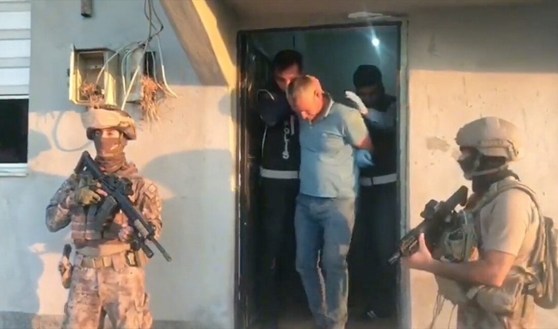 İçişleri Bakanı Ali Yerlikaya, 31 ilde eş zamanlı düzenlenen Kafes