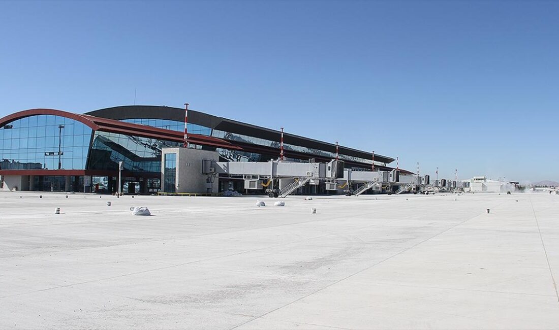 Yapımı yaklaşık 3 yıldır devam eden Kayseri Havalimanı yeni terminal