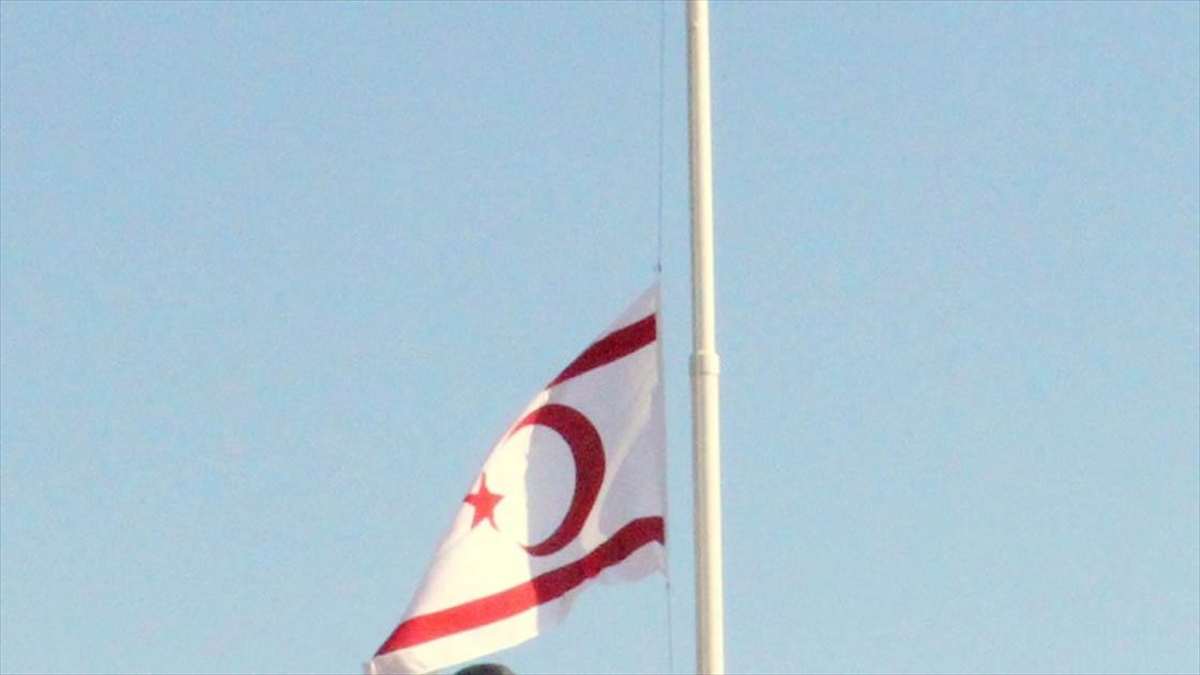 Kuzey Kıbrıs Türk Cumhuriyeti (KKTC) yönetimi, İsrail'in Gazze'de hastaneye düzenlediği