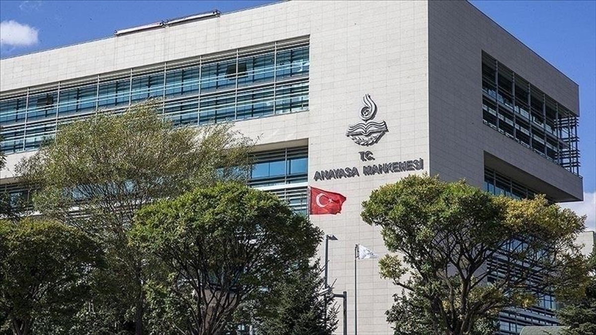 Anayasa Mahkemesi (AYM), konusu 581 bin liranın altındaki davalarda temyiz