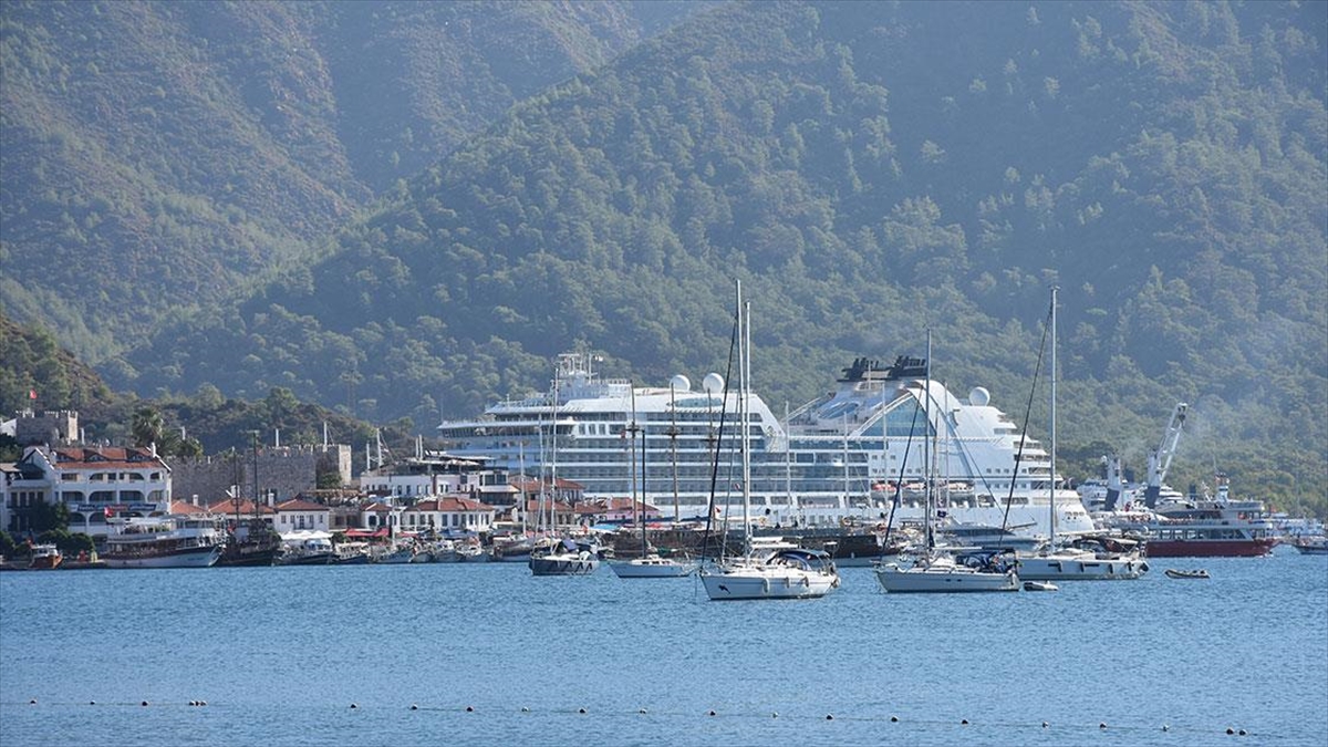 Muğla ve turistik ilçelerinde düzenlenen çok sayıda spor organizasyonu, kültürel