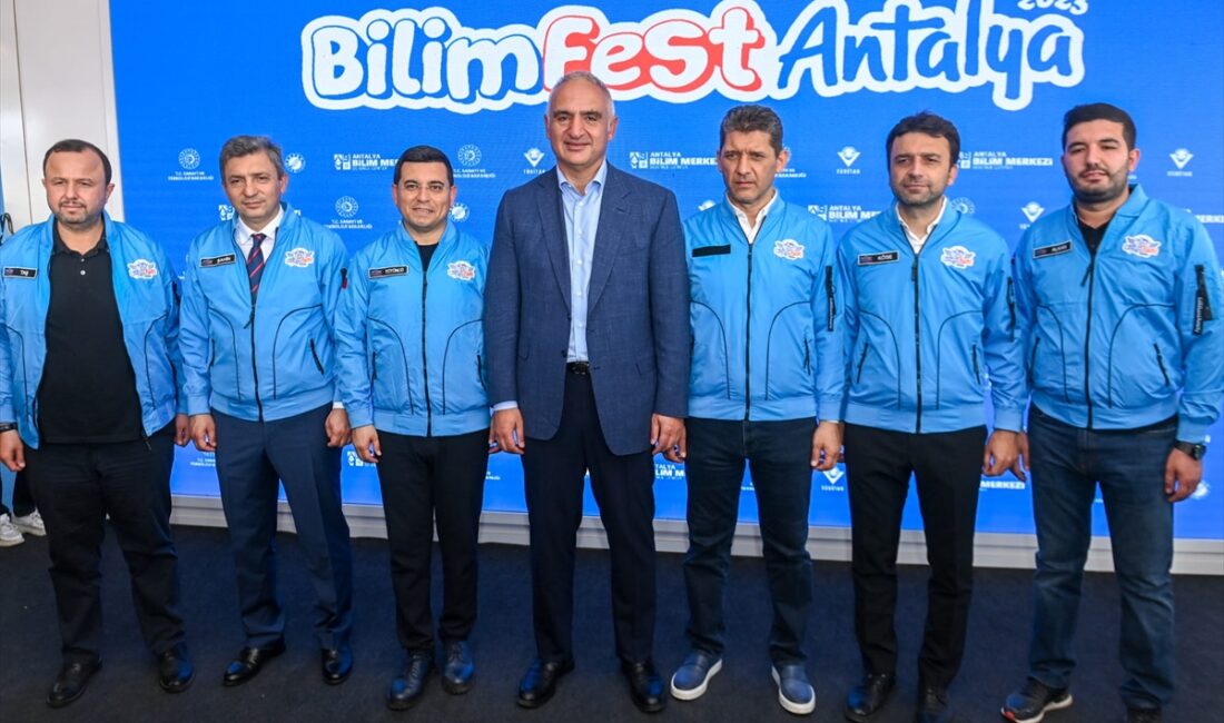 - "İsmiyle uyumlu bir etkinlik olmuş. Gençlerimizin teknolojiye olan ilgisini