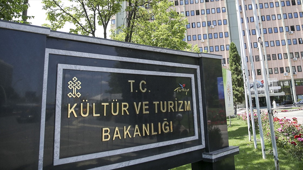 Güzel Sanatlar Genel Müdürlüğünce tüm orkestra, koro ve topluluklara alınacak