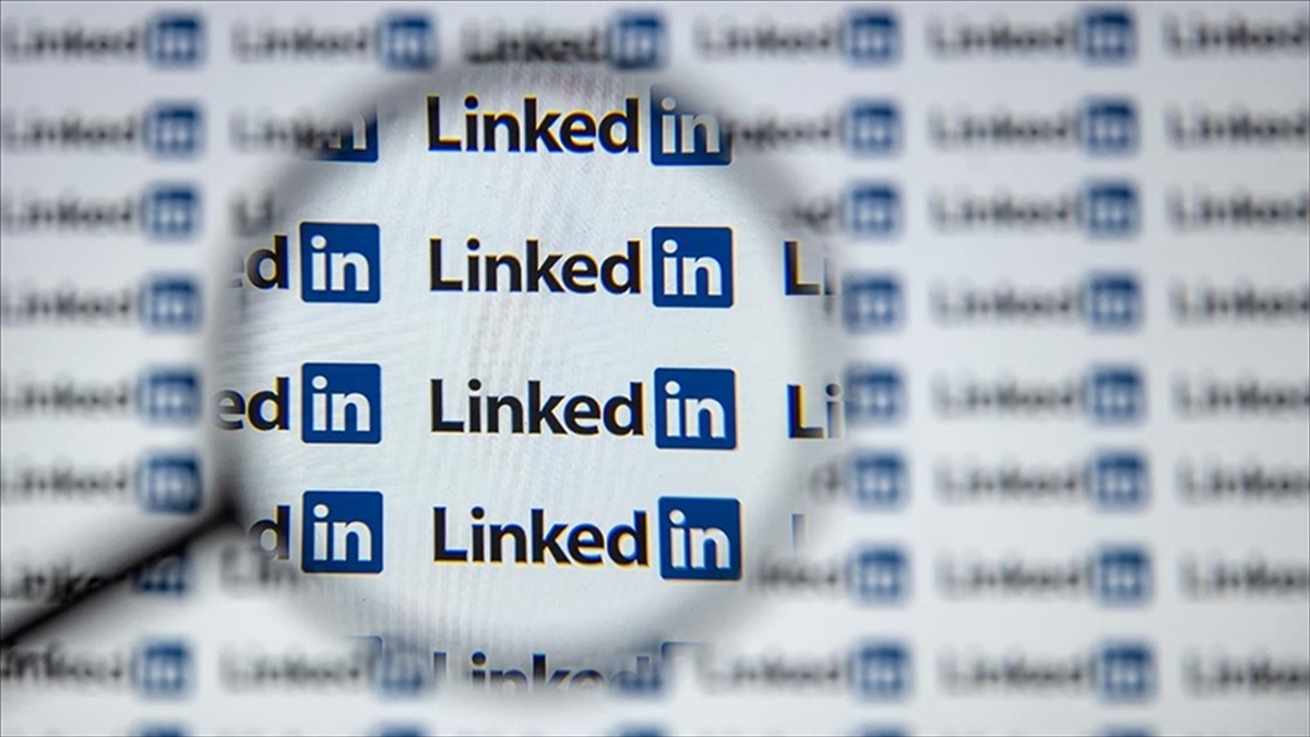 Sosyal iş ağı ve paylaşım platformu LinkedIn, 668 çalışanının işine