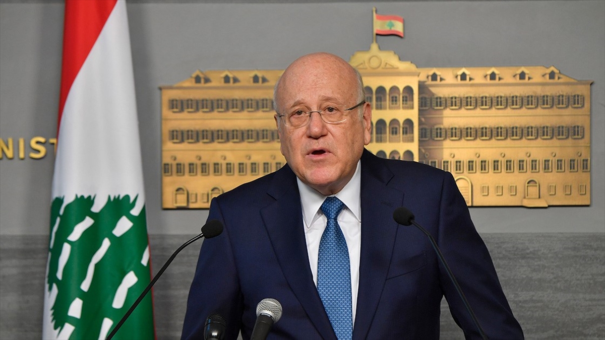 Lübnan Başbakanı Necib Mikati, Gazze'den İsrail'e yönelik saldırılar karşısında ülkesinin
