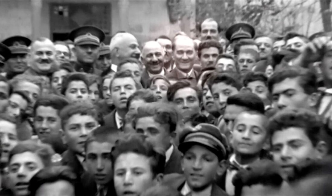 Milli Eğitim Bakanı Yusuf Tekin, Cumhuriyet'in 100. yılı dolayısıyla Bakanlıkça