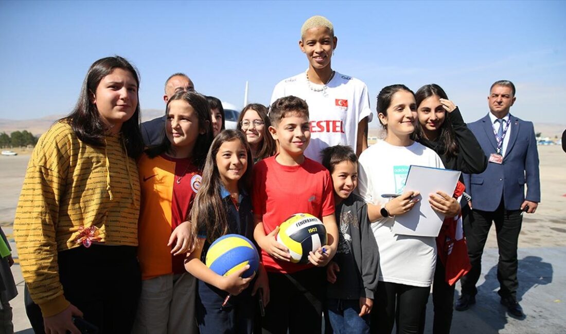 A Milli Kadın Voleybol Takımı oyuncusu Melissa Vargas, Kahramanmaraş merkezli