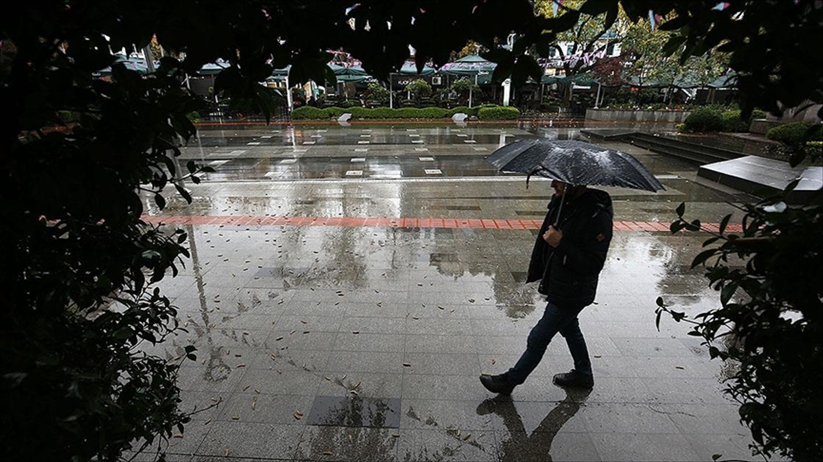 Meteoroloji Genel Müdürlüğünden, yurdun bazı bölgelerinde kuvvetli yağış ve toz