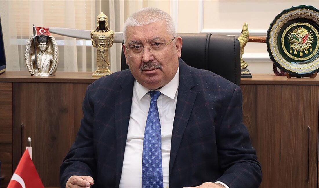 MHP'den hafta sonu İstanbul'da düzenlenecek "Büyük Filistin Mitingi"ne katılım için