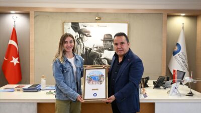 - "Cumhuriyetimizin 100. yılını Antalya'da bir dalışla kutlamak çok kıymetli"