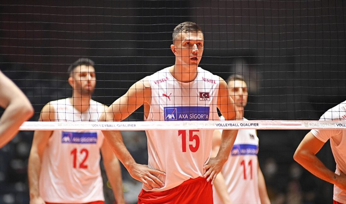 A Milli Erkek Voleybol Takımı oyuncularından Mert Matic, 2024 Paris