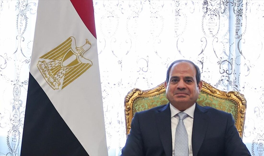 KAHIRE (AA) – Mısır Cumhurbaşkanı Abdulfettah es-Sisi, ABD Dışişleri Bakanı