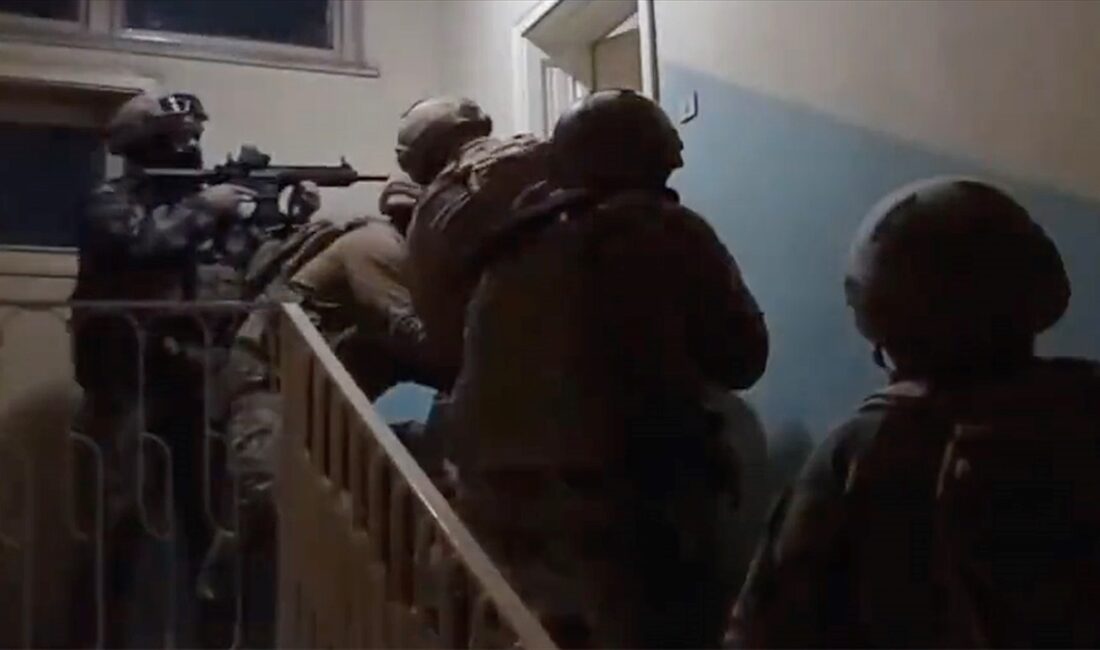 “Narkogüç” operasyonlarında 158 şüpheli yakalandı İçişleri Bakanı Ali Yerlikaya, "Uyuşturucu satıcılarının geleceğimiz olan gençlerimizi ve