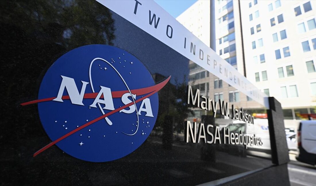 NASA, "Psyche" asteroidinin keşfi için fırlattığı uzay aracının hedefine ulaştıktan