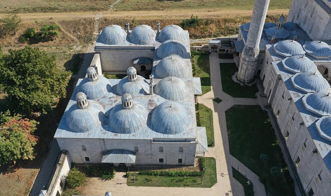 Edirne'de, Osmanlı imaret geleneğinin yaşatıldığı II. Bayezid Külliyesi İmaret Müzesi'ni