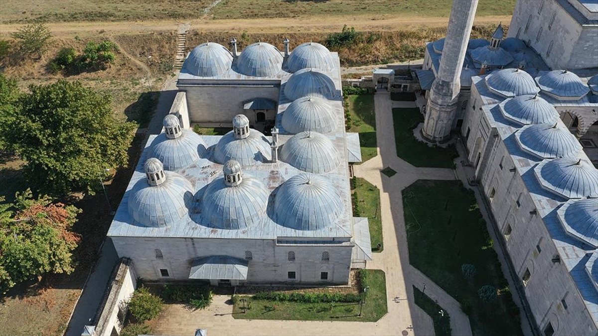 Edirne'de, Osmanlı imaret geleneğinin yaşatıldığı II. Bayezid Külliyesi İmaret Müzesi'ni