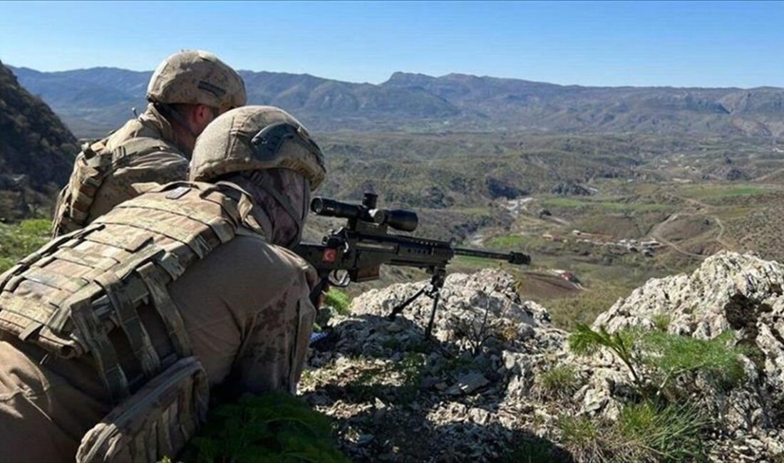 Milli Savunma Bakanlığı, Pençe-Kilit operasyon bölgesinde bölücü terör örgütü mensuplarının